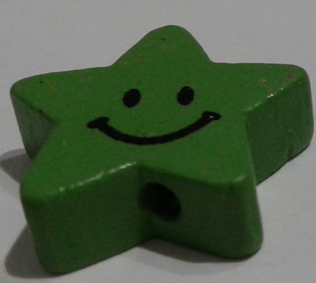 Drvena perla zvezda+smajli 20 mm zelena