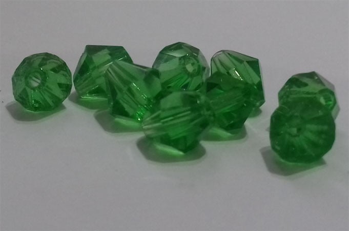 Kineski kristal romb 6 mm tamno zelena