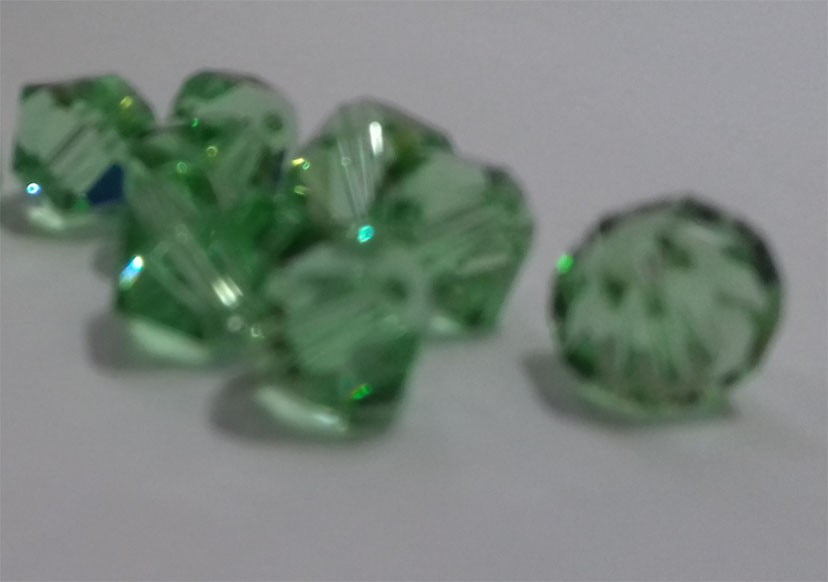 Kineski kristal romb 8 mm sv zelena