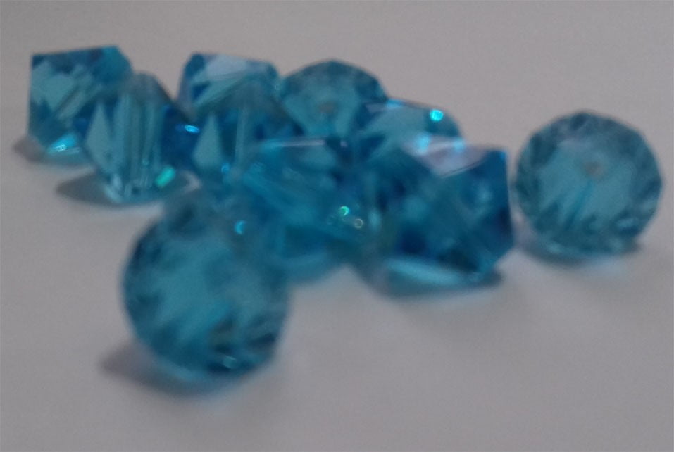 Kineski kristal romb 8 mm svetlo plava