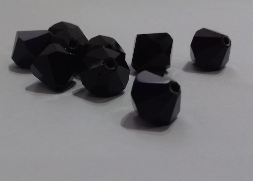 Kineski kristal romb 8 mm crna