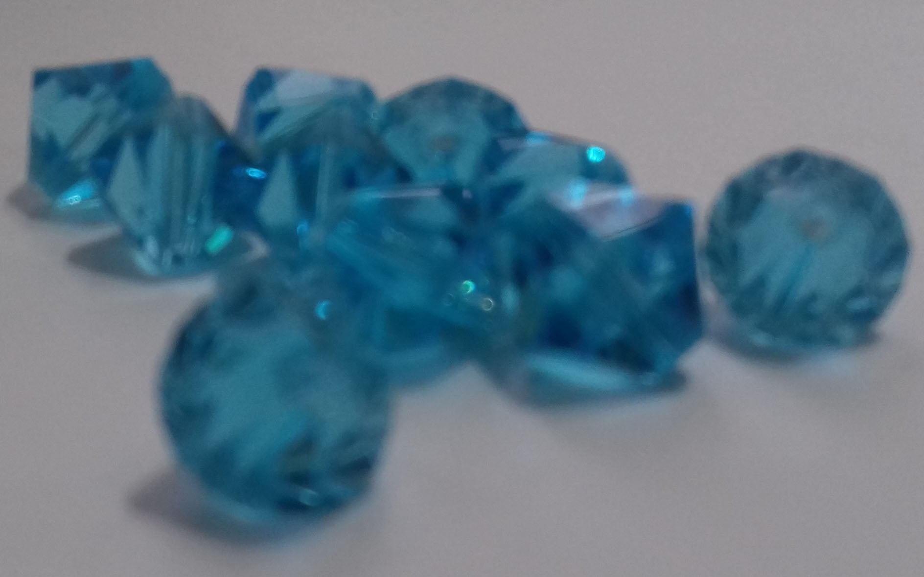 Kineski kristal romb 10 mm svetlo plava