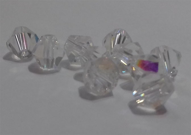 Kineski kristal romb 6 mm kristal AB-niska 40 cm