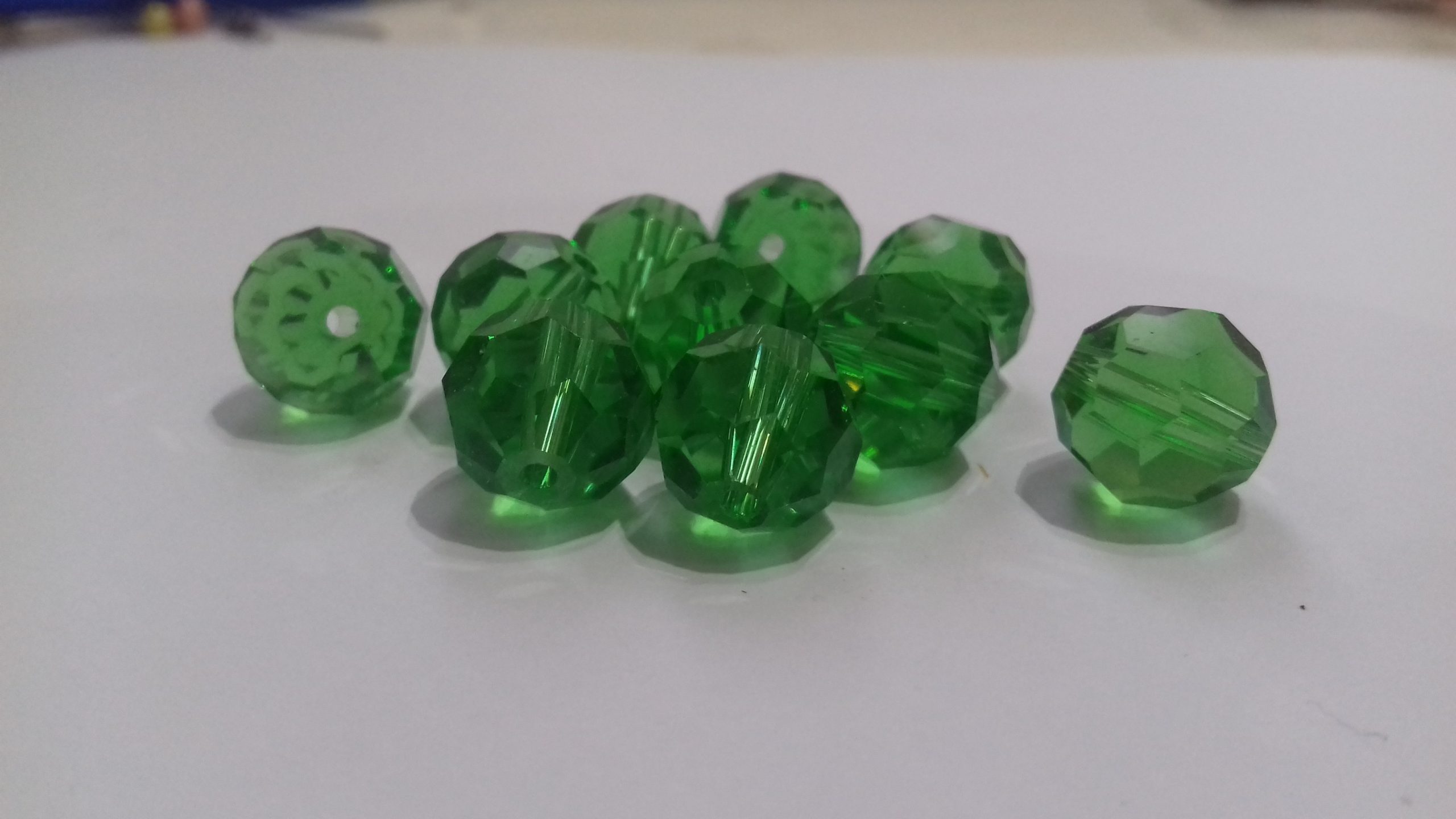 Kineski kristal lopta 6 mm tm zelena- niska 40 cm